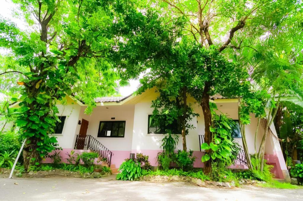 Chayada Garden House And Resort Nakhonratchasima Eksteriør bilde