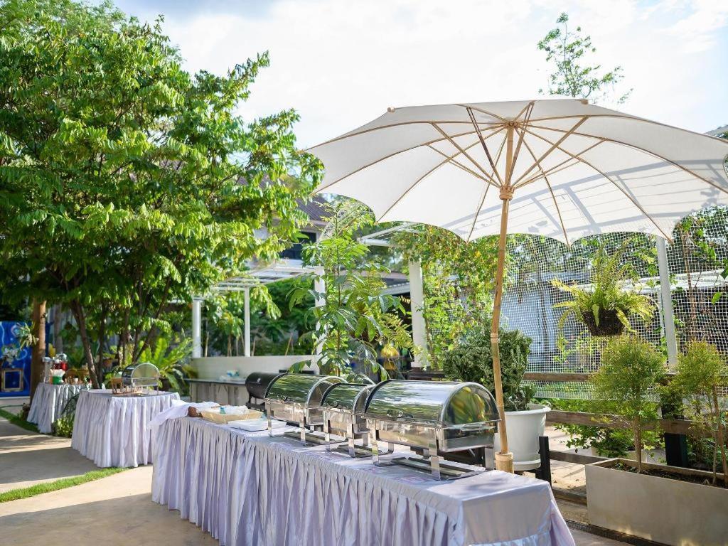 Chayada Garden House And Resort Hotel Nakhonratchasima Eksteriør bilde