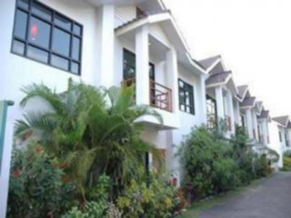Chayada Garden House And Resort Hotel Nakhonratchasima Eksteriør bilde