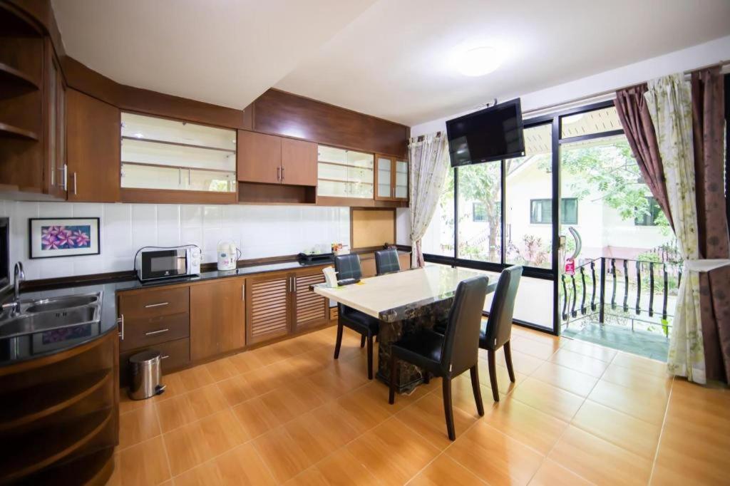 Chayada Garden House And Resort Hotel Nakhonratchasima Eksteriør bilde