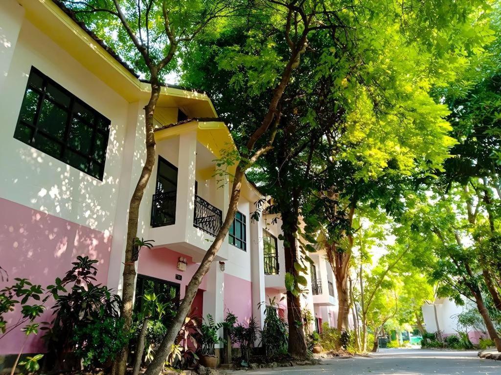 Chayada Garden House And Resort Hotel Nakhonratchasima Eksteriør bilde